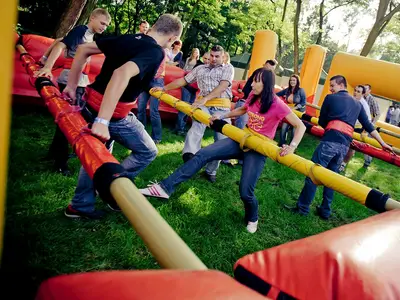 Gigantyczne Piłkarzyki - Park Atrakcji Mega Piłkarski - Dmuchańce Wynajem