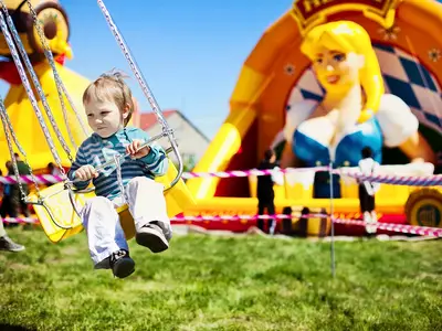 Karuzela - Park Atrakcji Oktoberfest - Dmuchańce Wynajem