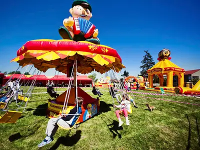 Karuzela - Park Atrakcji Oktoberfest - Dmuchańce Wynajem