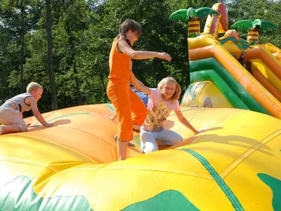 Miękka góra - Park Atrakcji Jaskiniowcy - Dmuchańce Wynajem