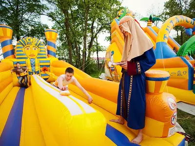 Sprężynująca Lina Egipt - Park Atrakcji Arabski - Dmuchańce Wynajem