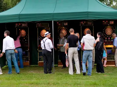 Turniej darta na 3 stołach - Park Atrakcji Jaskiniowcy - Dmuchańce Wynajem