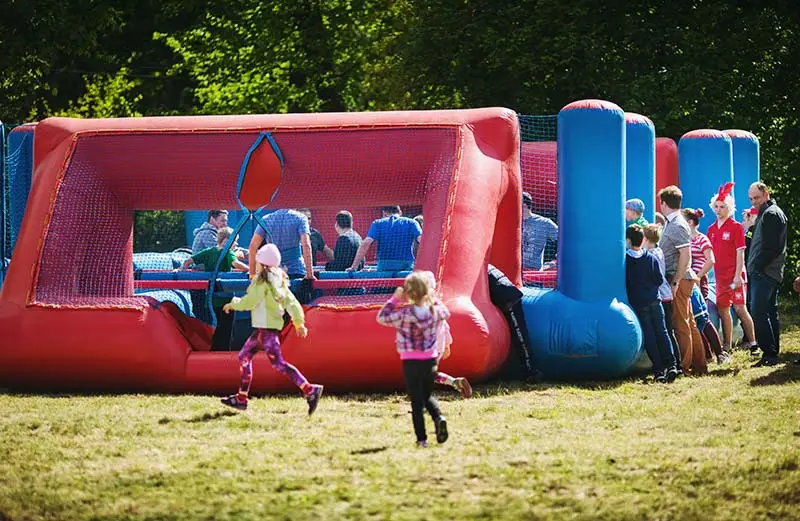 Park Atrakcji Mega Piłkarski - zdjęcie 13 - Dmuchańce Wynajem