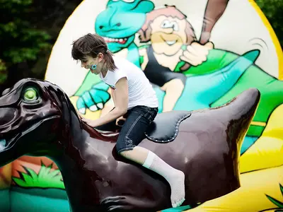 Rodeo Dinozaur - Park Atrakcji Jaskiniowcy - Dmuchańce Wynajem