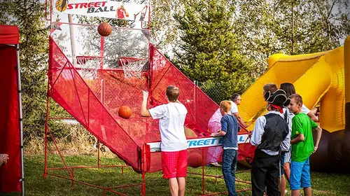 Strefa rywalizacji — dmuchańce dla dorosłych i dzieci na wynajem