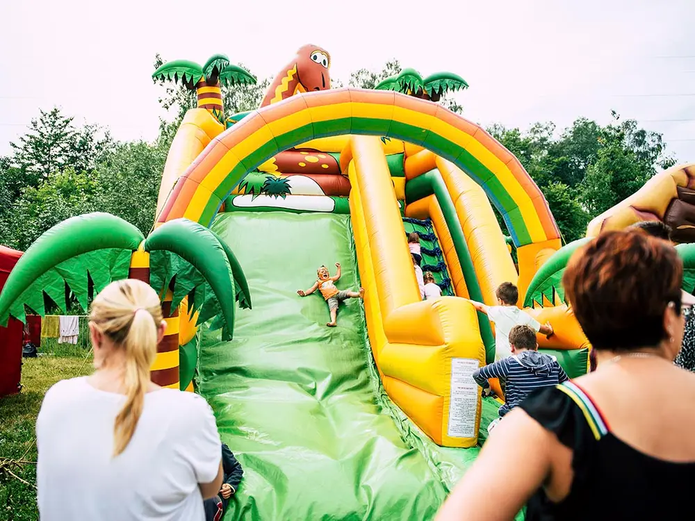 Park Atrakcji Jaskiniowcy - zdjęcie 2 - Dmuchańce Wynajem