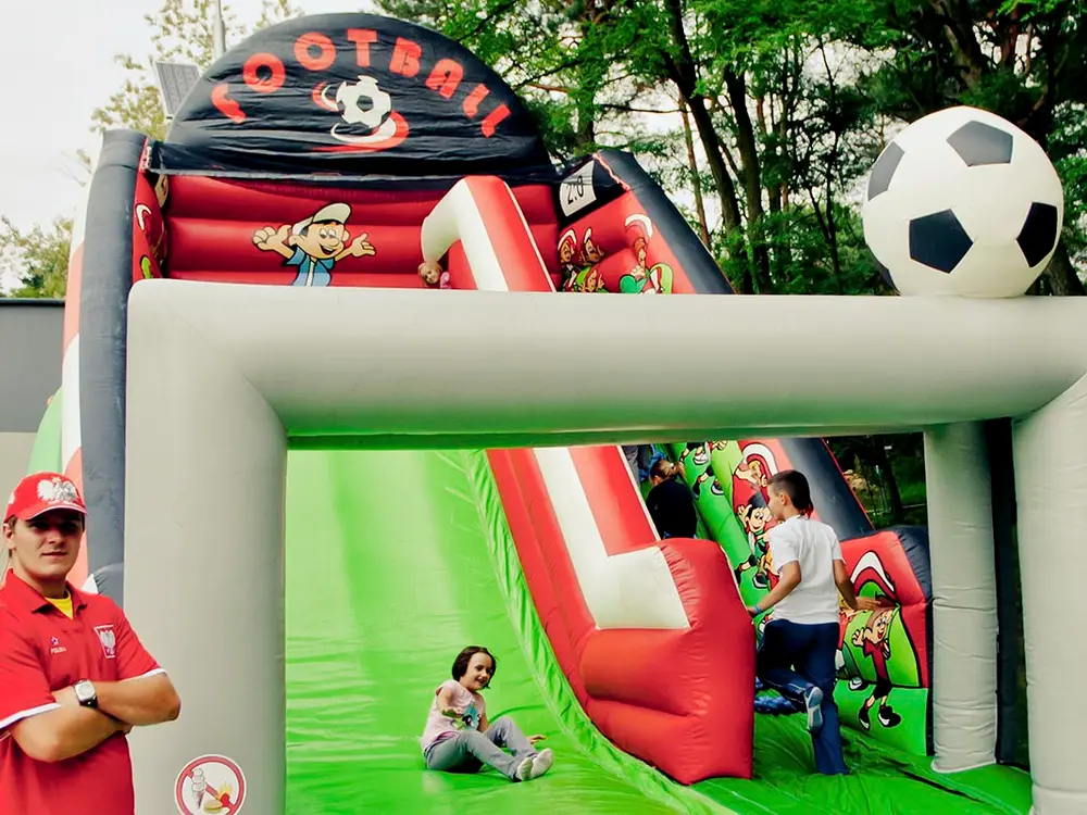 Park Atrakcji Mega Piłkarski - zdjęcie 4 - Dmuchańce Wynajem